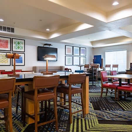 Holiday Inn Express Hotel & Suites Evanston By Ihg Eksteriør billede