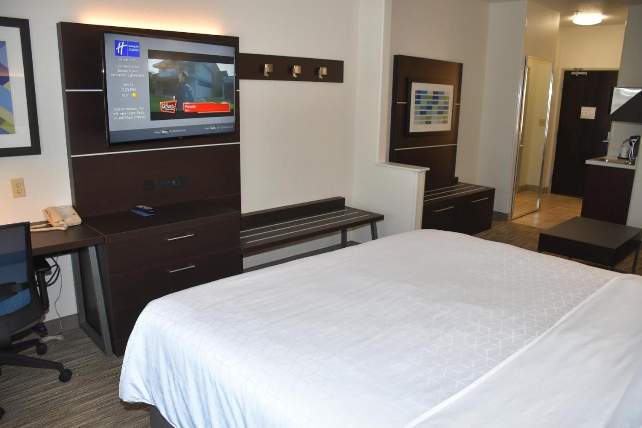 Holiday Inn Express Hotel & Suites Evanston By Ihg Værelse billede