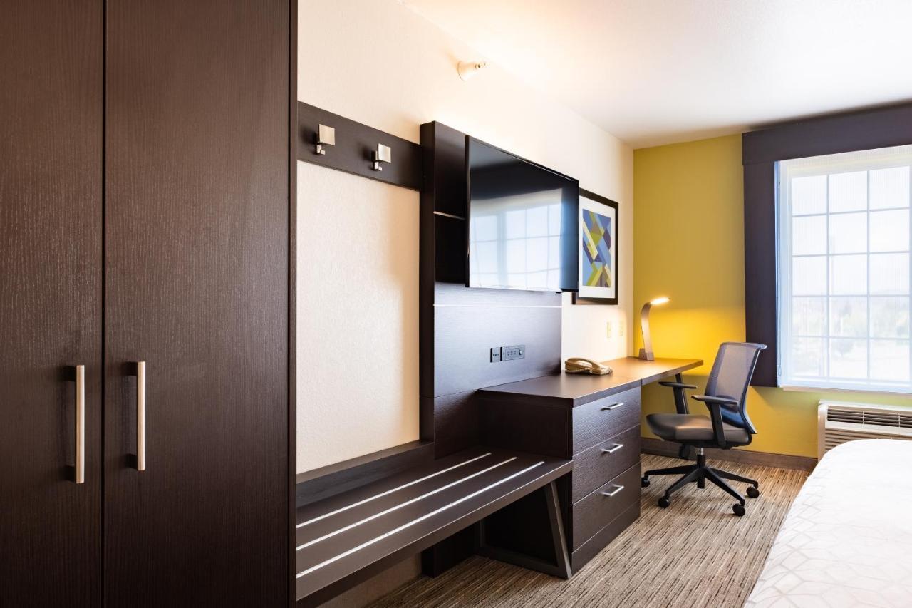Holiday Inn Express Hotel & Suites Evanston By Ihg Eksteriør billede