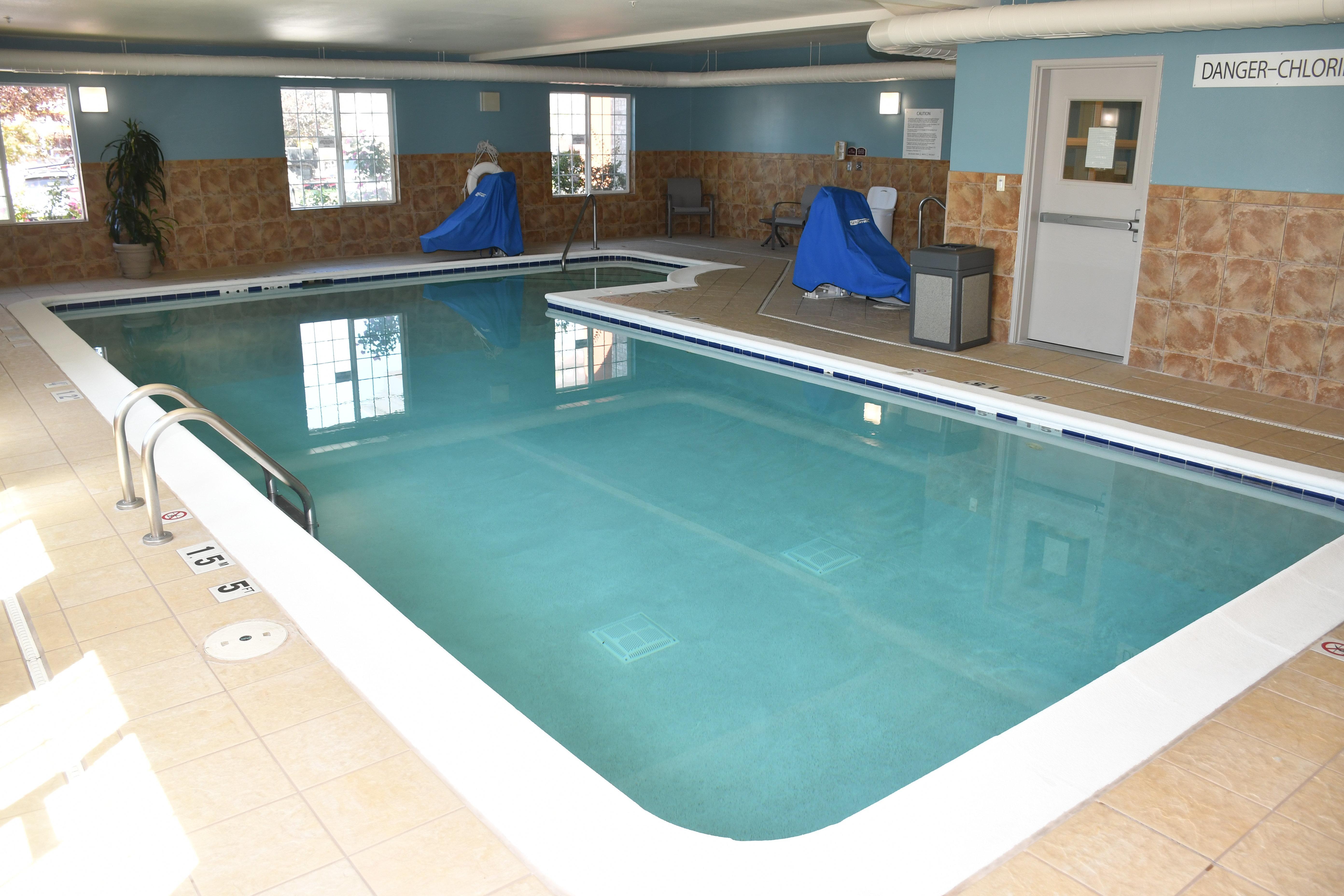 Holiday Inn Express Hotel & Suites Evanston By Ihg Eksteriør billede