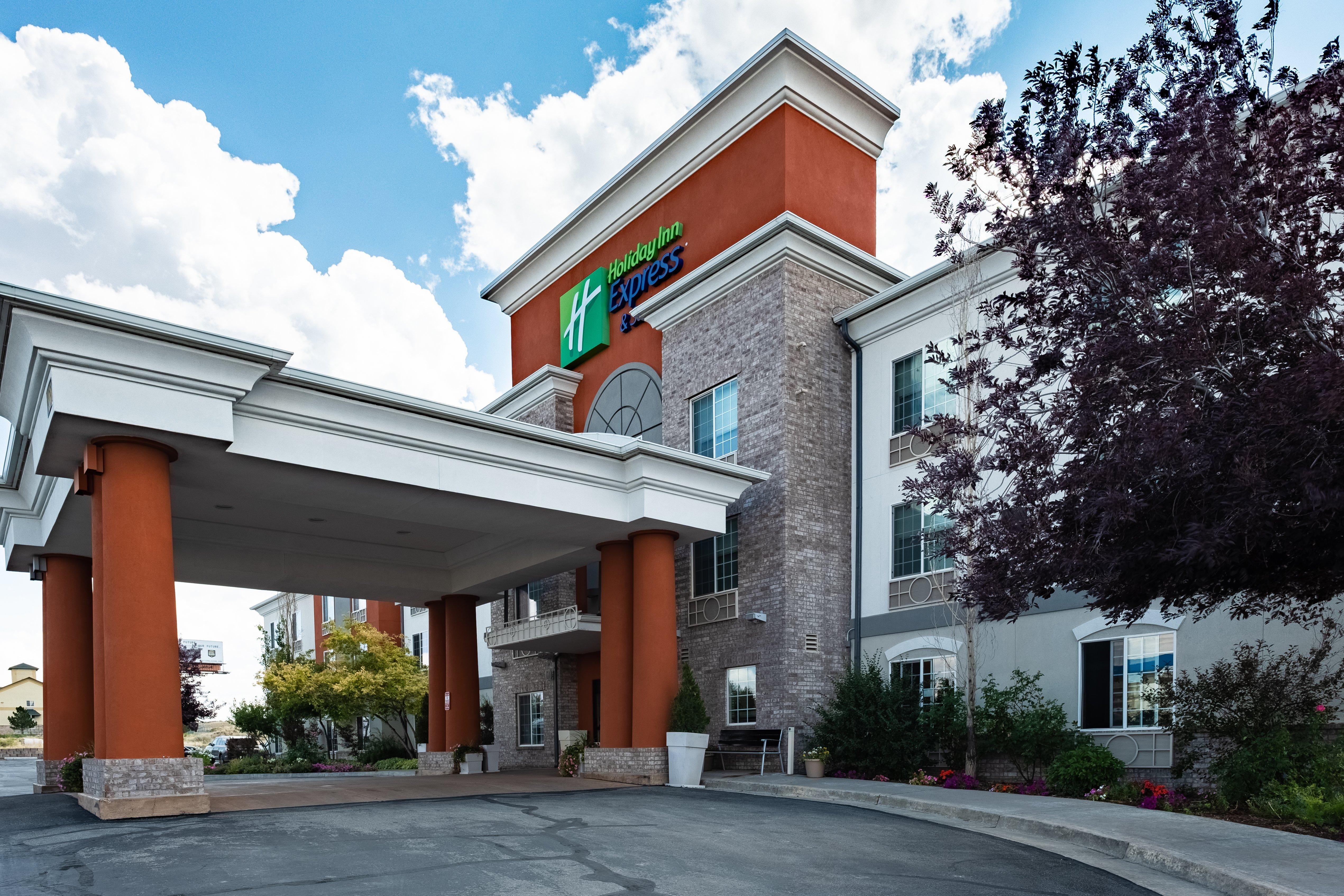 Holiday Inn Express Hotel & Suites Evanston By Ihg Eksteriør billede