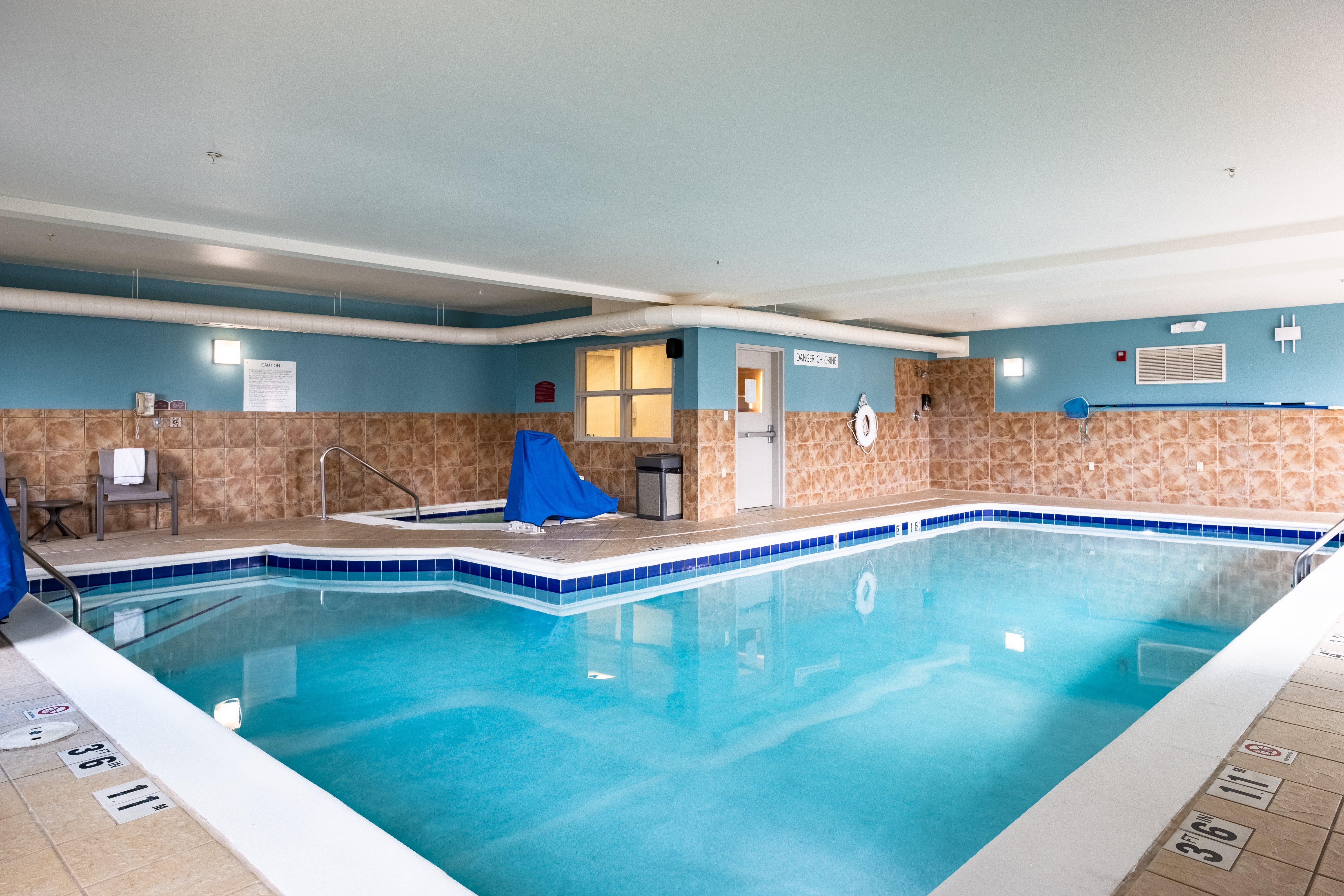 Holiday Inn Express Hotel & Suites Evanston By Ihg Eksteriør billede